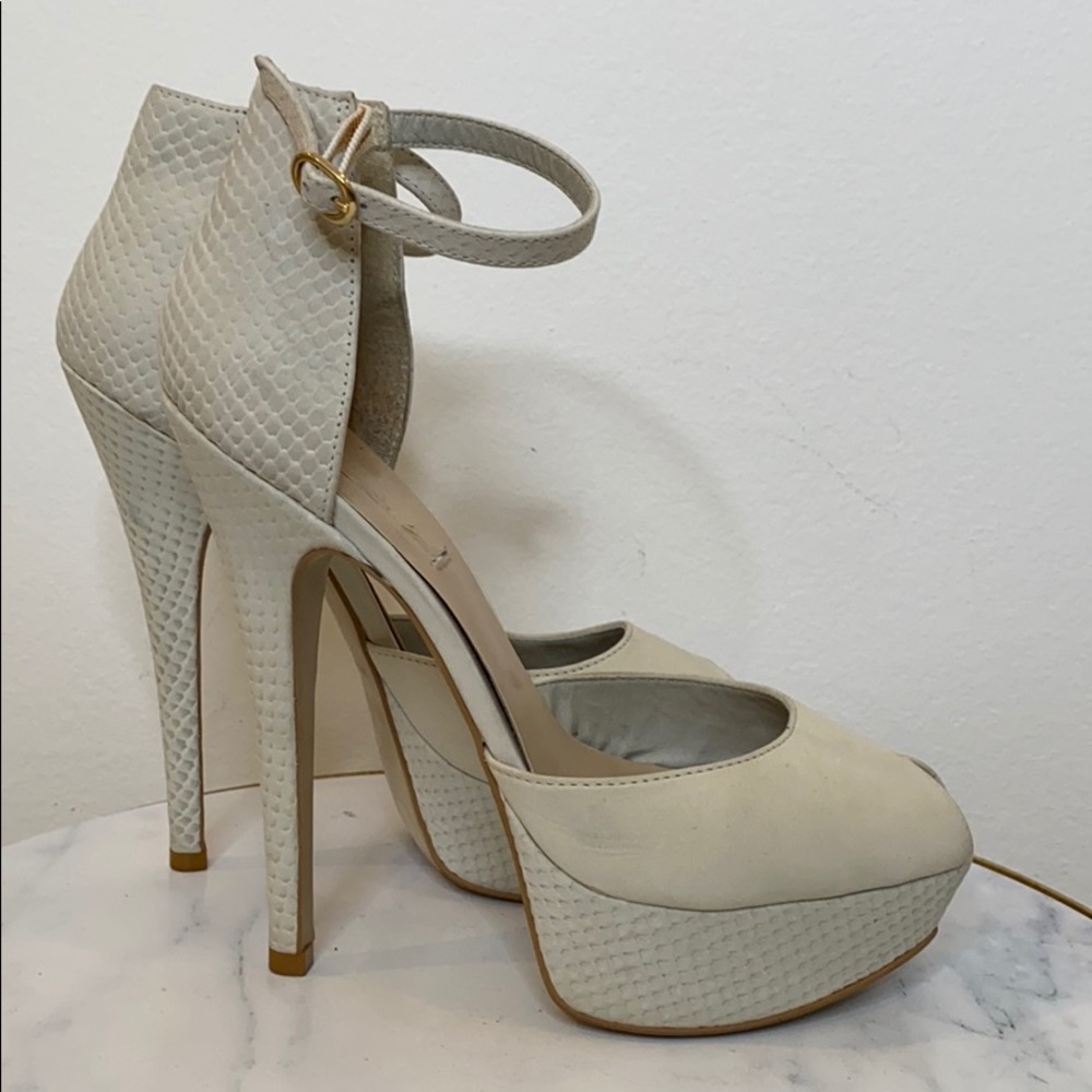 Open Toe Platforms